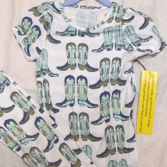 NWT Pink Chicken Bamboo Pjs in blue cowboy boots - Picture 2 of 2